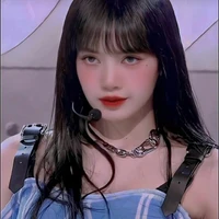 Lalisa(Cô)