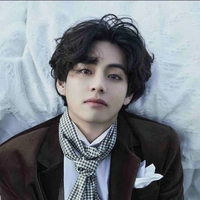 Kim Taehyung ( cậu )