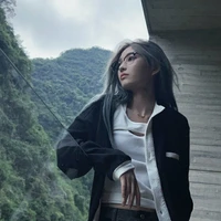 Vương Dịch (Cô)