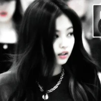 Kim Jennie [ chị ]
