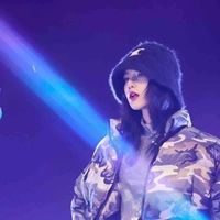 Lalisa( cô )