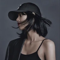 Lalisa Manobal (Cô)