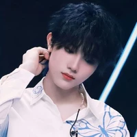 Tô Tân Hạo(y)