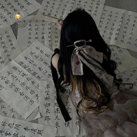 Hầu nữ Trung cổ