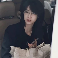 Viên Tưởng Vân ( ck )