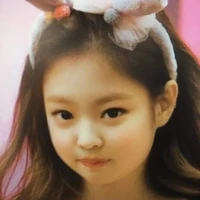 Kim Trân Ni(7tuổi)