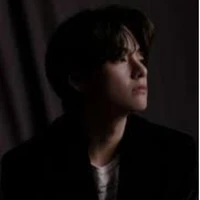 kim taehyung"V""top"
