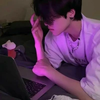 Trì Vương Hoàng_bạn na9_