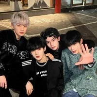 all bọn hắn