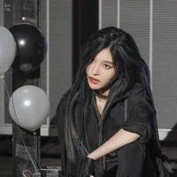 Vương Dịch( Nàng  )