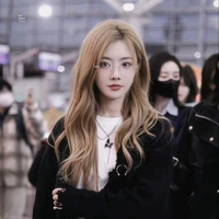 Hồ Hiểu Tuệ •DK