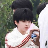 Trương Hàm Thụy