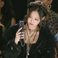 jennie(em)