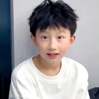 Dương Gia Hào/y/