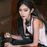 vương dịch(nàng)