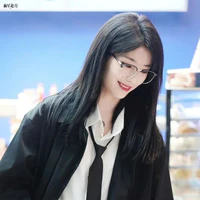 Xuẩn ca(X)