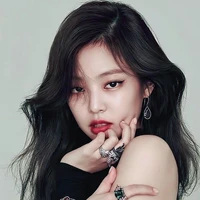 Jennie( em )