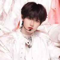 CHU CHÍ HÂM ( anh )