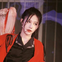 Kỳ Kỳ(cô)