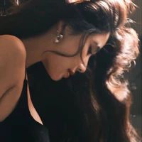 Hồ Lan Anh(mama cậu)