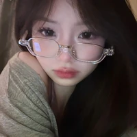 Hồ Nguyệt Ly( cô)