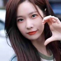 Trần Vũ Tư[nàng]