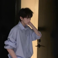 Bạc Cận Ngôn