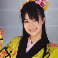 Royami Saki ( Chị Kết nghĩa Đồng Dao)