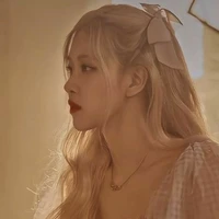 Park Chaeyoung ( Nàng )