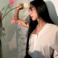 Kim Jisoo "cô"