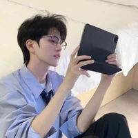 Nhược Minh Hoàng (Ba nữ9)