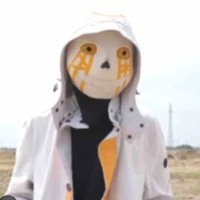 707