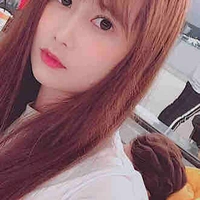Quỳnh Anh ( Bồ của  Cris )