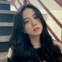 Kim Jisoo [cô]