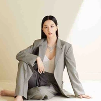 Kim Jisoo ( Y )