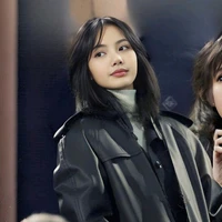 Lalisa Manobal (cô)