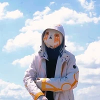 707