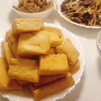 nhân vật phụ