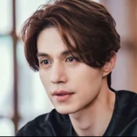 Lee Dong Wook "ba cậu"