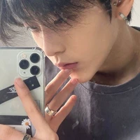 Hoàng Bạch Kim Ngưu