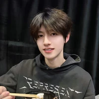 Chu Chí Hâm ( Chu )