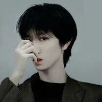 Đồng Vũ Khôn- Cuốn Cuốn( cậu)
