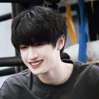 Tác giả đẹp trai