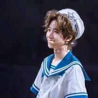 Hạ Tuấn Lâm ( em )