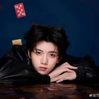 Trương Hàm Thụy(em)