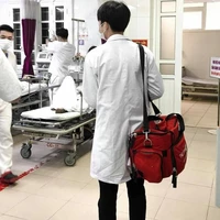 Bác Sĩ Nam [ Nhiều ]