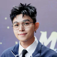 JUN PHẠM