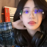 Viên nhất kỳ ( cô)