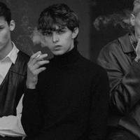 𝐽𝑜𝑜𝑛𝑤𝑜𝑜 𝑀𝑎𝑛𝑜𝑏𝑎𝑙