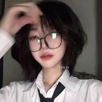 Ý Nhi(bạn thân của Tâm)